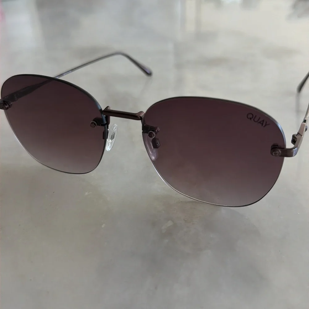 Quay black jezabell rimless aviator sunglasses